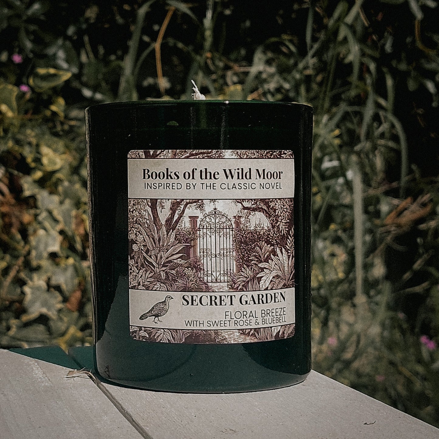 Secret Garden Candle in English garden